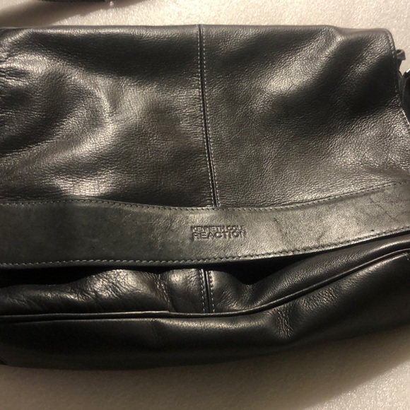 Kenneth Cole Reaction black laptop bag - Picture 3 of 13